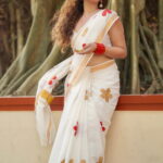 Kerala Flower Design Saree